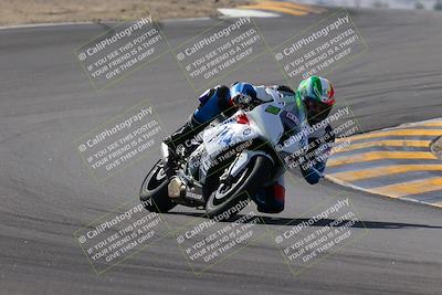 media/Nov-05-2022-SoCal Trackdays (Sat) [[f8d9b725ab]]/Turns 9 and 8 (1050am/